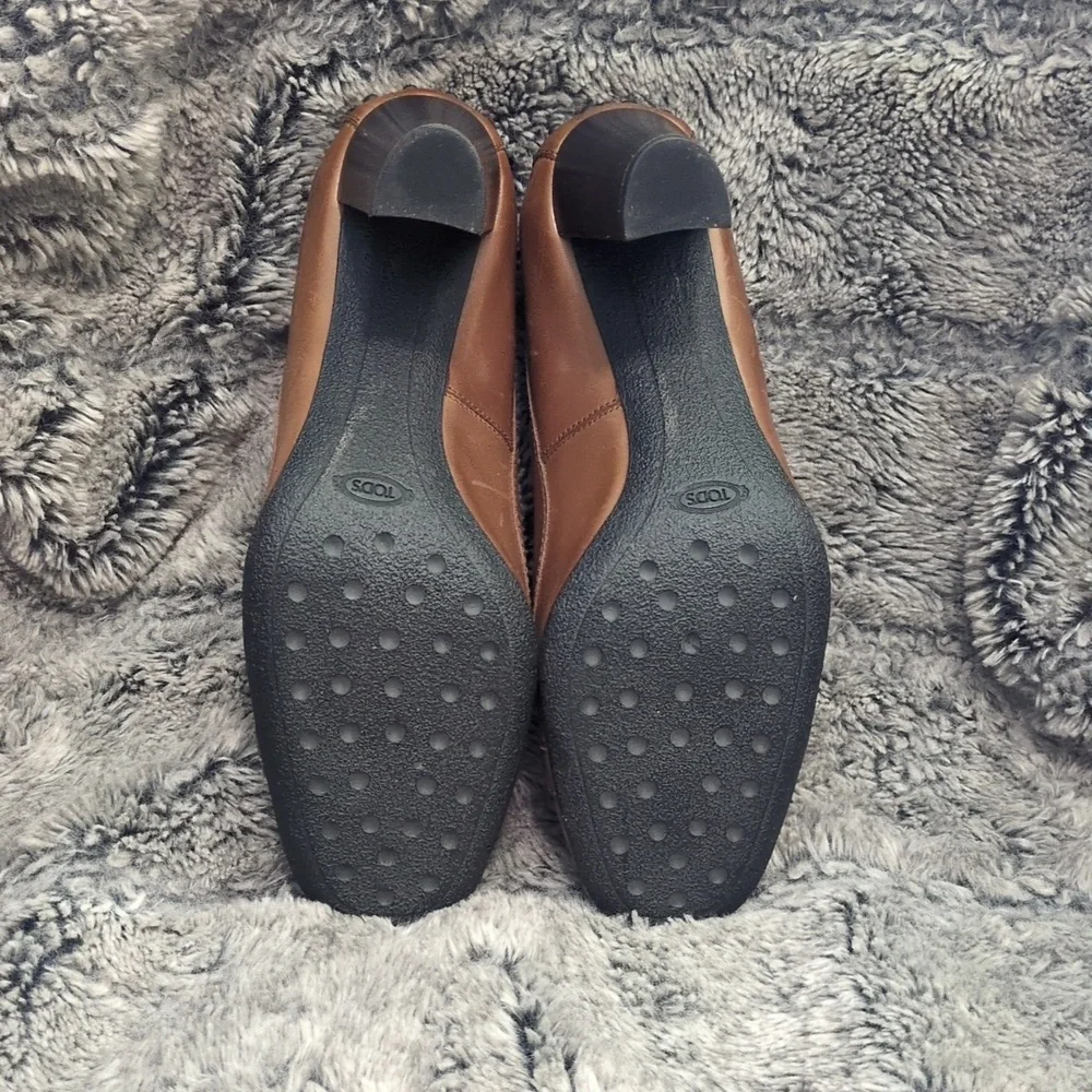 Tod's Brown Leather Loafer Pumps With Gold Accents Sz EU 38/ US 7 - Picture 4 of 5